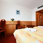 Olympik Hotel 4*